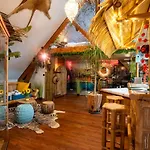 Holiday home L'odyssee Inattendue Etaing